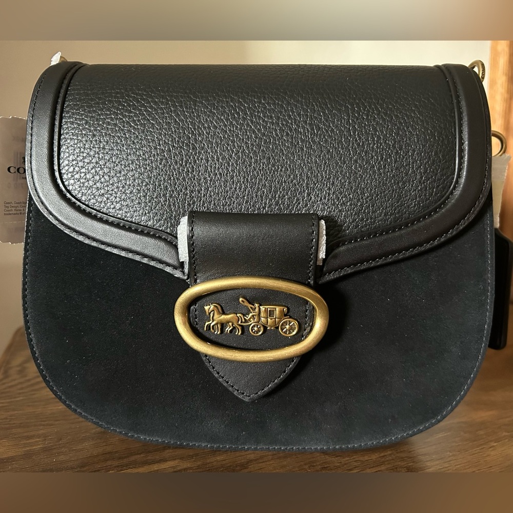 Coach Kat Saddle Bag 20 with Horse and Carriage closure, black color
